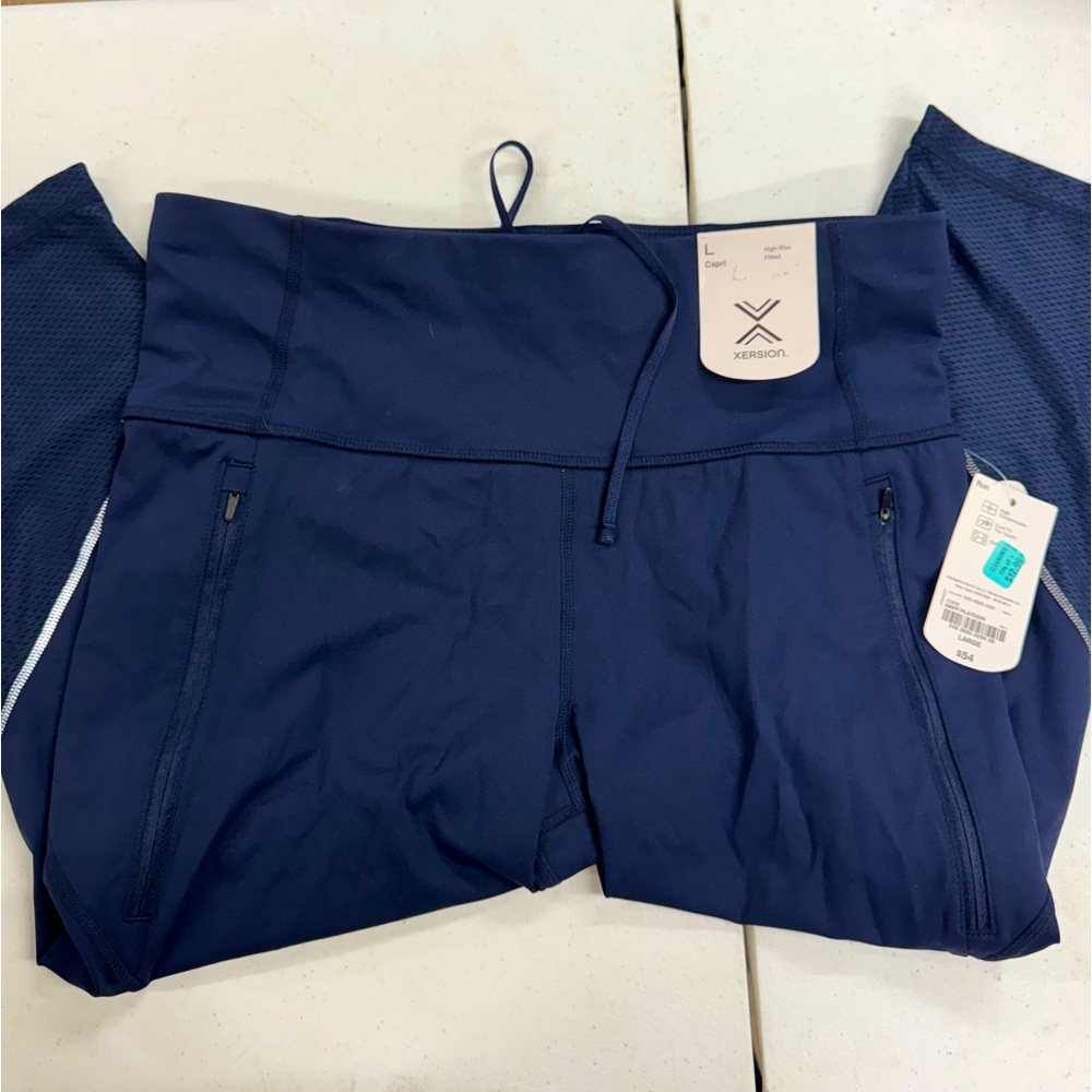 Womens active leggings- size large